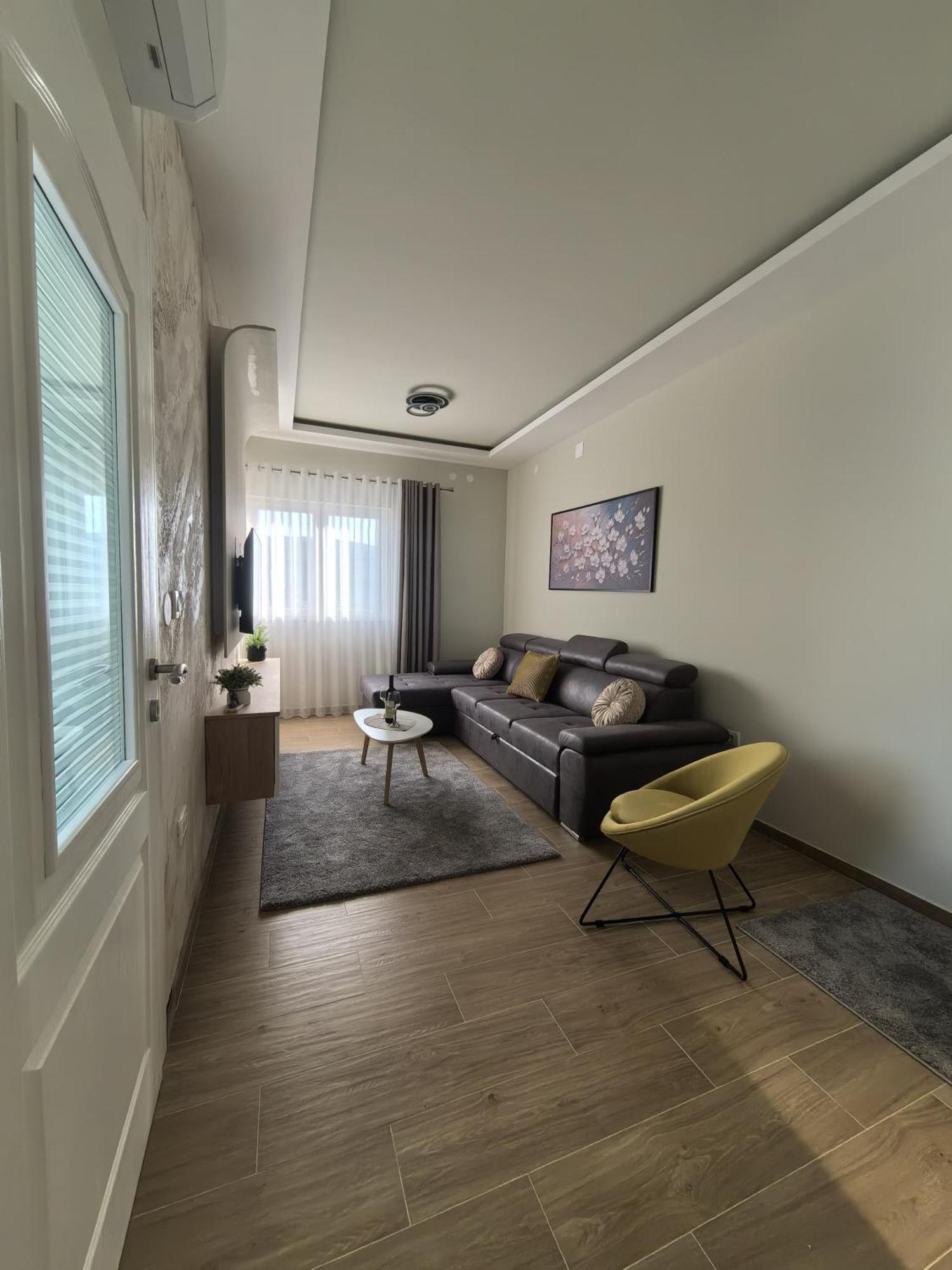 Sunny Hill - Parking - Fenced Garden - Luxury Loft Apartment Kotor Exterior foto